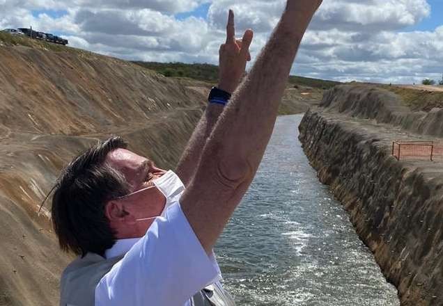 Imagem da noticia Bolsonaro inaugura trecho da transposição do Rio São Francisco