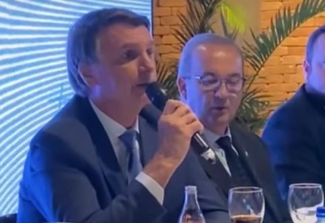 Imagem da noticia Em almoço com empresários, Bolsonaro diz que guerra prolongada traz inflação