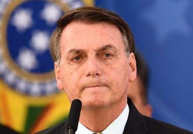 Bolsonaro pede que apoiadores evitem ir às ruas no próximo domingo