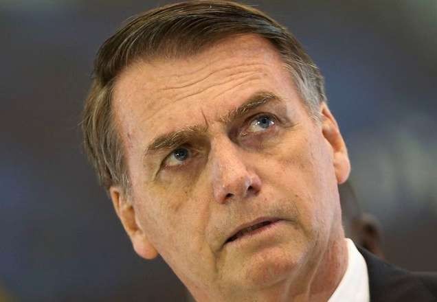 Imagem da noticia Bolsonaro revoga MP que permitia a Weintraub escolher reitores temporários