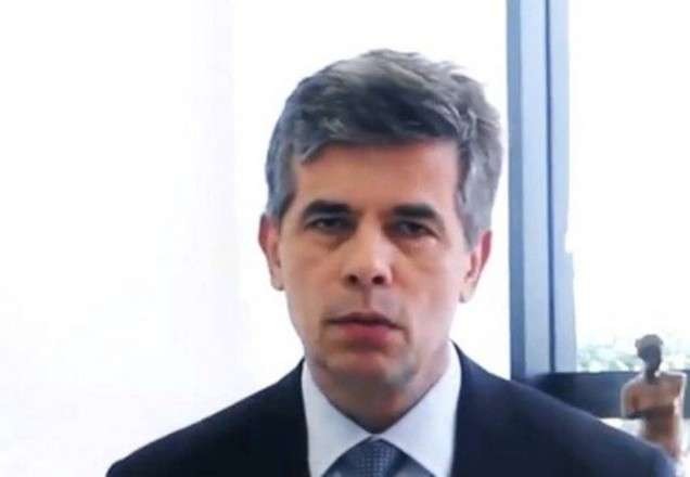 Imagem da noticia Bolsonaro tem reunião com médico cotado para substituir Mandetta