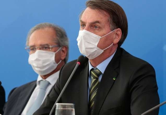 Imagem da noticia Bolsonaro veta inclusão de novas categorias no auxílio emergencial
