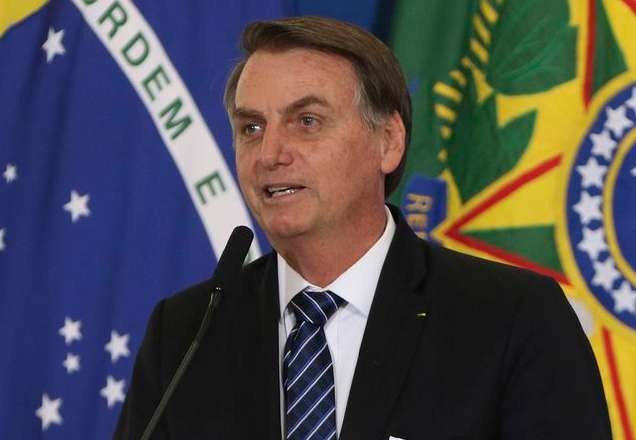 Bolsonaro veta projeto que suspende inclusão de devedores no SPC e Serasa