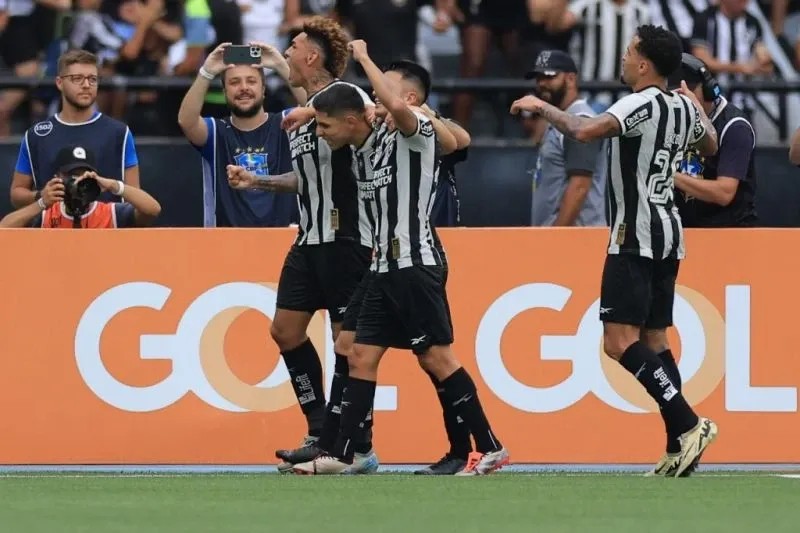 Imagem da noticia Botafogo vence o São Paulo e conquista o Brasileirão após 29 anos