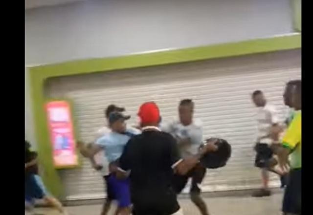 Imagem da noticia Jovem morre baleada em Barretos (SP), após briga em jogo do Brasil