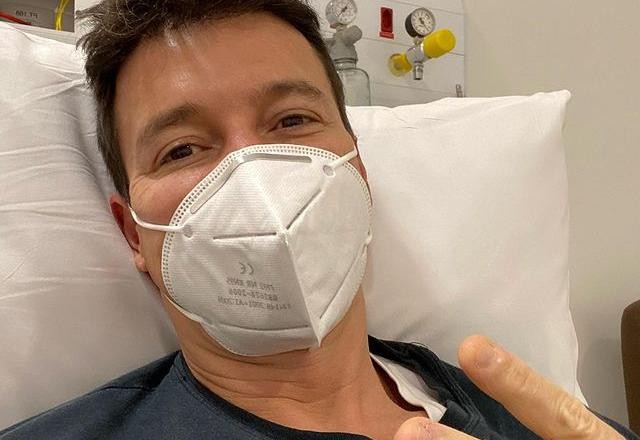 Imagem da noticia Rodrigo Faro testa positivo para covid-19 uma semana depois de vacinar