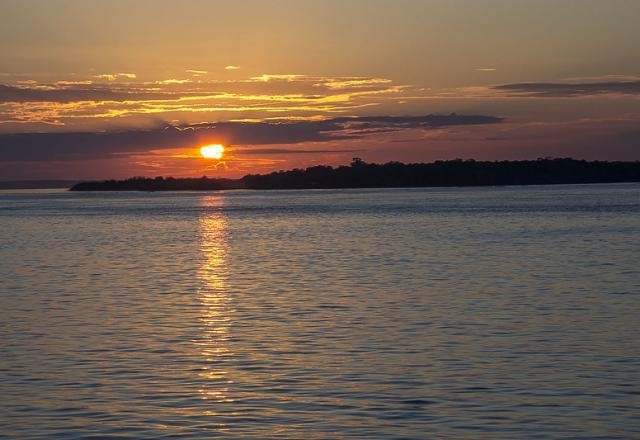 Imagem da noticia Rio Negro atinge 30 metros e ultrapassa maior enchente em 119 anos