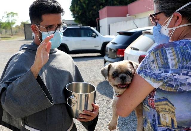 Imagem da noticia Dia de São Francisco de Assis é celebrado com bênçãos a pets