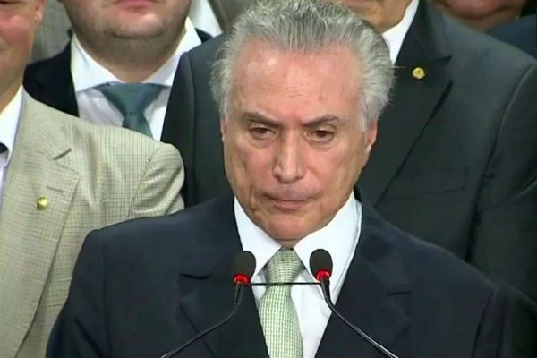 Imagem da noticia Brasil vive novo momento de incerteza política