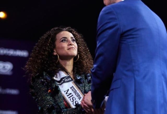 Brasileira é primeira imigrante e mulher negra eleita Miss Alemanha