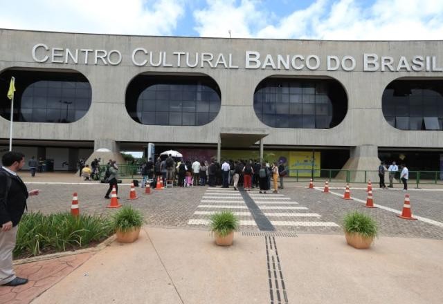 Imagem da noticia Partidos indicam nomes para transição de governo Lula