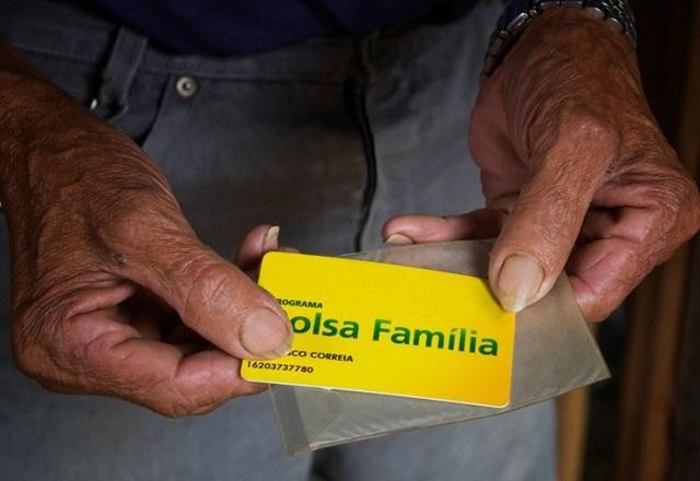 Imagem da noticia Lula confirma que novo Bolsa Família será lançado na 5ª feira (2.mar)