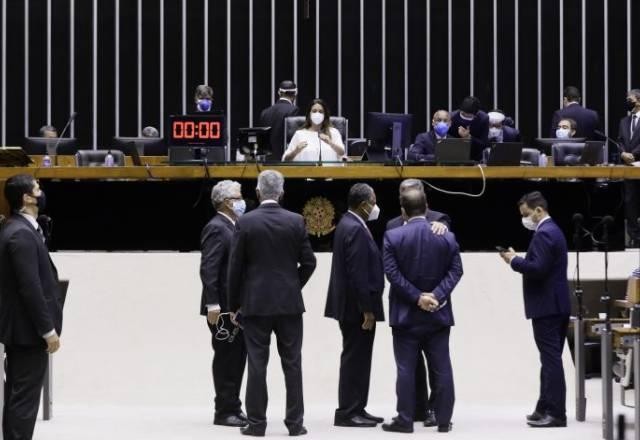 Imagem da noticia Auxílio: Confira o que já se sabe sobre a volta do pagamento