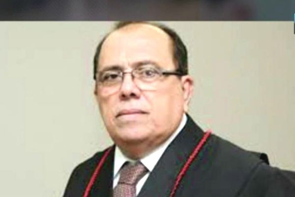 CNJ condena desembargador do CE à aposentadoria compulsória