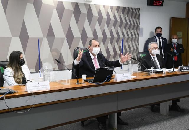 Imagem da noticia HC só dá direito ao silêncio quando Emanuela puder ser incriminada, diz CPI
