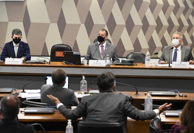 Imagem da noticia Oposição vai listar convocados em CPI da Covid como "testemunhas"