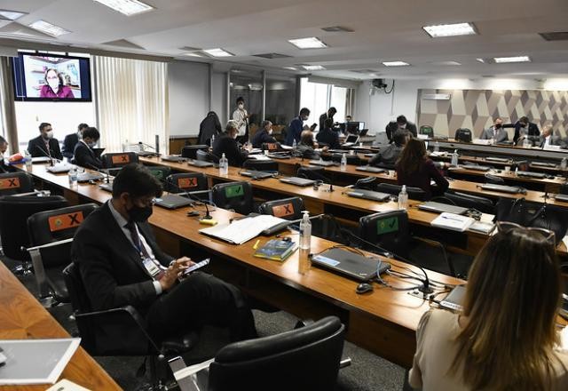 Imagem da noticia G7 da CPI vai questionar Mandetta e Teich sobre kit covid e lockdown
