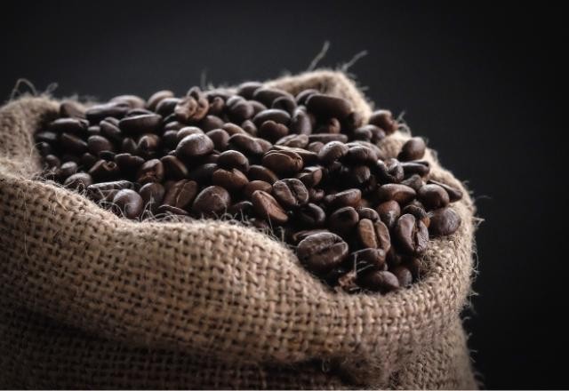 Imagem da noticia Brasil exporta menos, mas ganha mais com café em julho