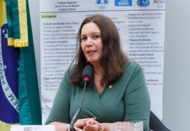 Imagem da noticia Autora da PEC do voto impresso, Bia Kicis busca apoio para presidir CCJ 