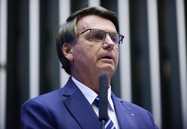 Bolsonaro destaca a chegada de 37 brasileiros na Romênia