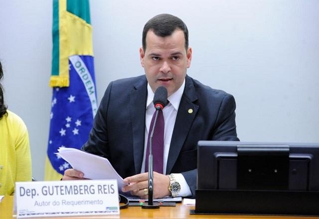 Imagem da noticia Saiba quem é o deputado alvo da operação da PF contra Bolsonaro