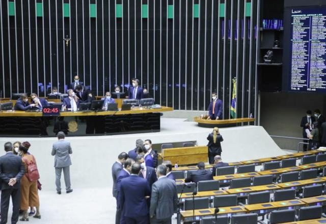 Imagem da noticia Precatórios: governo perde e Congresso mantém controle sobre despesas