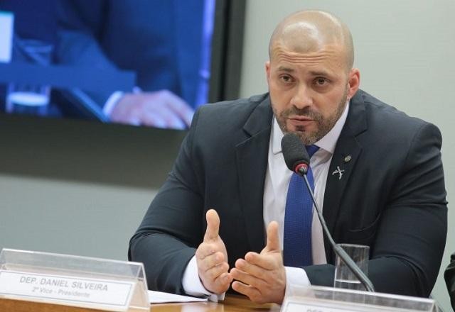 Imagem da noticia "Mau-caratismo", fala Daniel Silveira sobre ordem de prisão