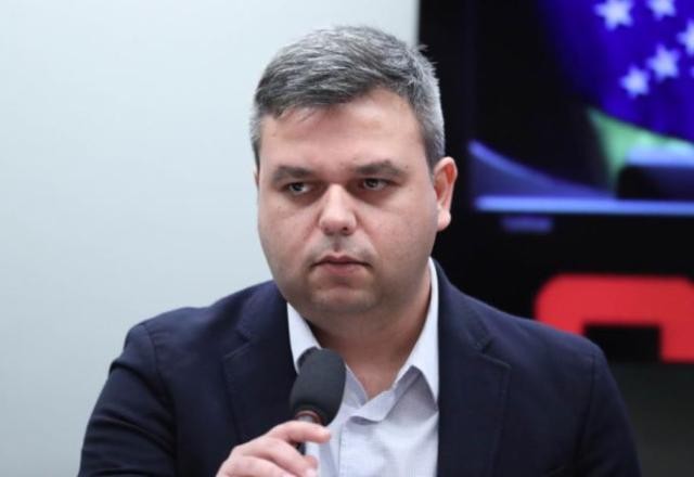 Imagem da noticia CEO da 123 Milhas pede desculpas e diz que modelo de negócio se mostrou "equivocado"