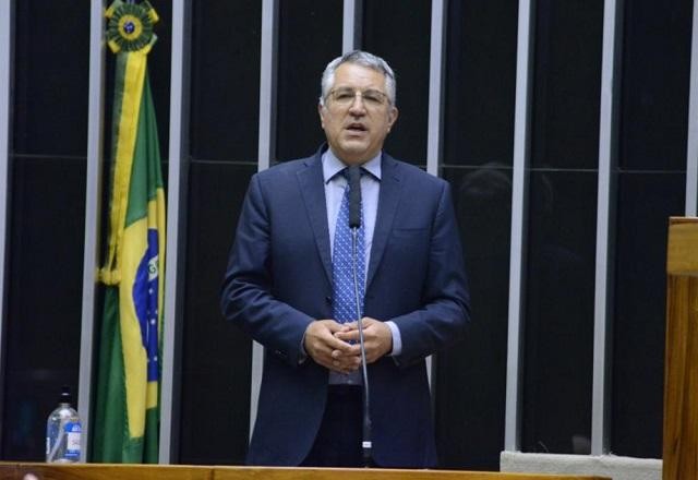 Imagem da noticia MDB vai votar "em peso" para aprovação de nova regra fiscal, diz Padilha