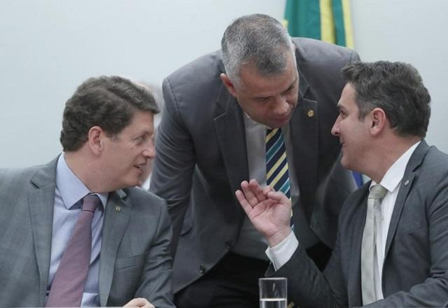 Imagem da noticia CPI do MST vota nesta 3ª feira convocações de Rui Costa e Gonçalves Dias