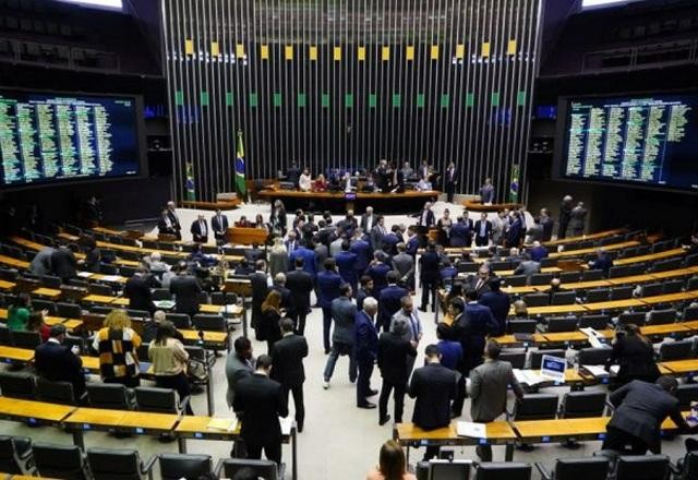 Imagem da noticia Em vitória para o governo, Câmara aprova projeto das novas regras fiscais