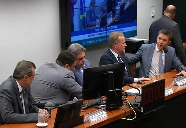 Imagem da noticia CPIs da Americanas e das apostas são instaladas na Câmara dos Deputados