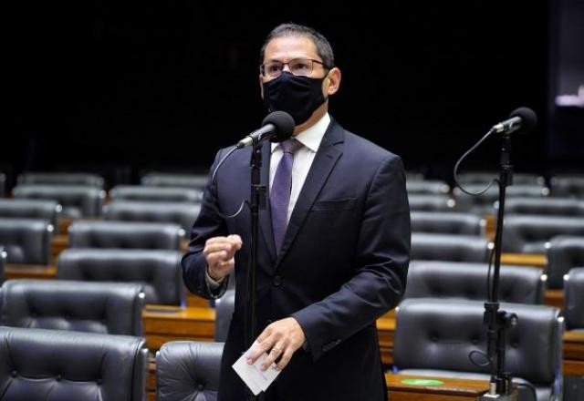 Imagem da noticia Vice-presidente da Câmara cobra agilidade de novo ministro da Saúde