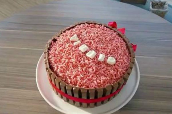 Imagem da noticia Camila, Marcos e Noemy disputam a final do Bake Off Brasil