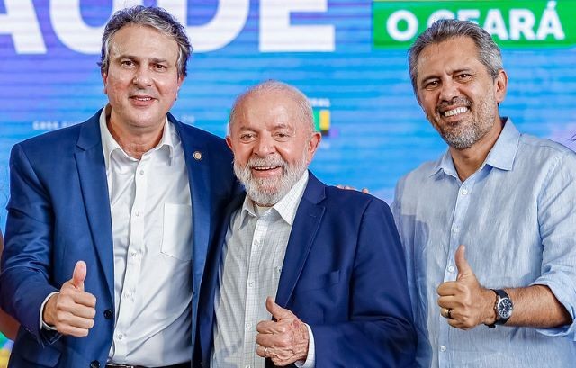 Lula se diz "triste" por greve em universidades: "Ninguém agradeceu quando antecipamos 9%"