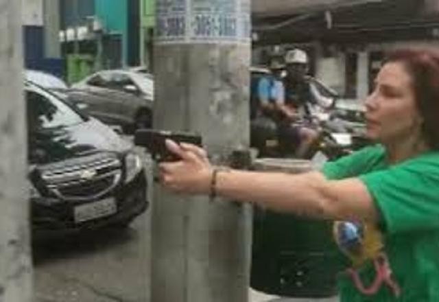 Imagem da noticia Supremo conclui julgamento e mantém Zambelli como ré por uso de arma de fogo
