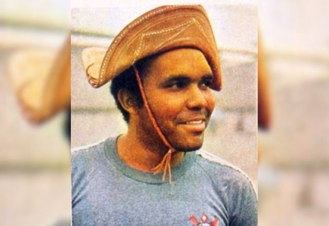 Imagem da noticia César, ex-goleiro do Corinthians e ídolo no CRB, morre, aos 69 anos