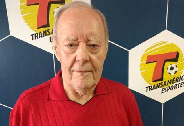 Morre o jornalista esportivo Roberto Carmona, aos 86 anos, em SP