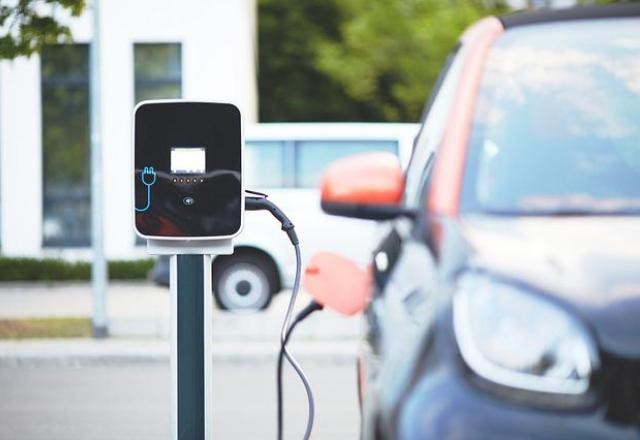Imagem da noticia Carros elétricos e híbridos com taxa de financiamento menor