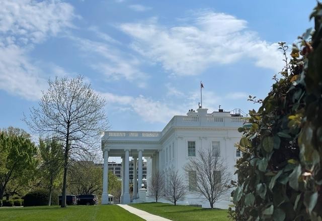 Imagem da noticia Tiroteios em massa são constrangimento internacional diz presidente americano