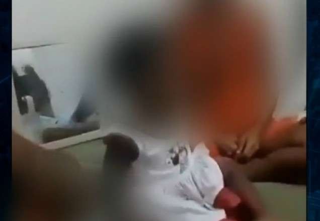 Imagem da noticia Casal faz vídeo fumando maconha ao lado das filhas pequenas