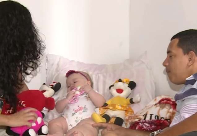 Imagem da noticia Casal luta para conseguir tratamento adequado para filha doente