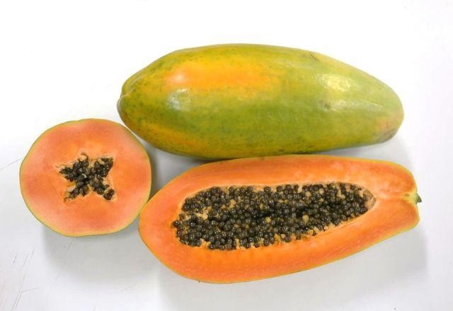 Imagem da noticia Mamão Formosa é o destaque da semana na lista de alimentos favoráveis para compra