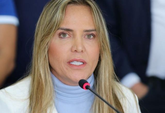 Imagem da noticia Apenas 21% rejeitaram governo de Celina como governadora do DF, diz pesquisa