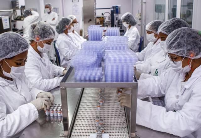 Brasil terá mais 3,9 milhões de doses da CoronaVac nos próximos 8 dias
