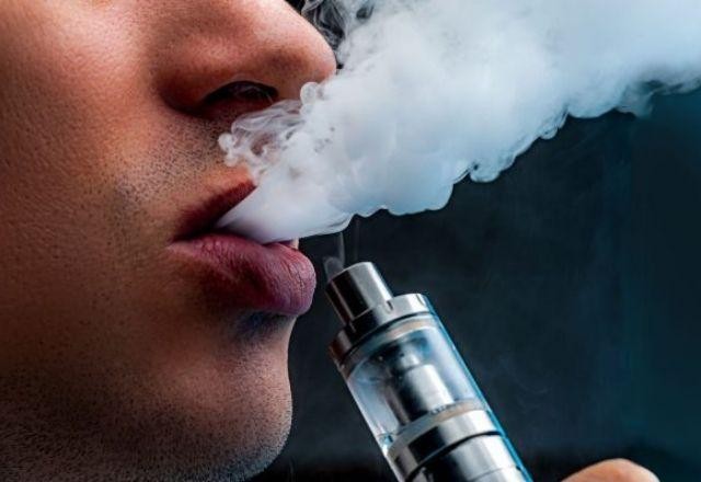 Apesar de proibição da Anvisa, Comissão do Senado vota regulamentação do cigarro eletrônico 