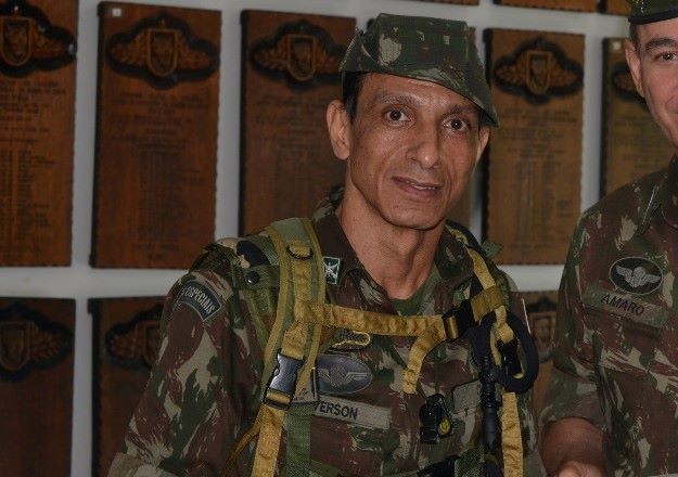 Imagem da noticia Em depoimento, coronel do Exército cita encontro de militares em salão de festas de prédio em Brasília