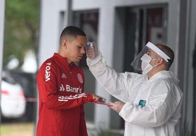 Imagem da noticia Clubes brasileiros voltam aos treinos e atletas têm nova rotina