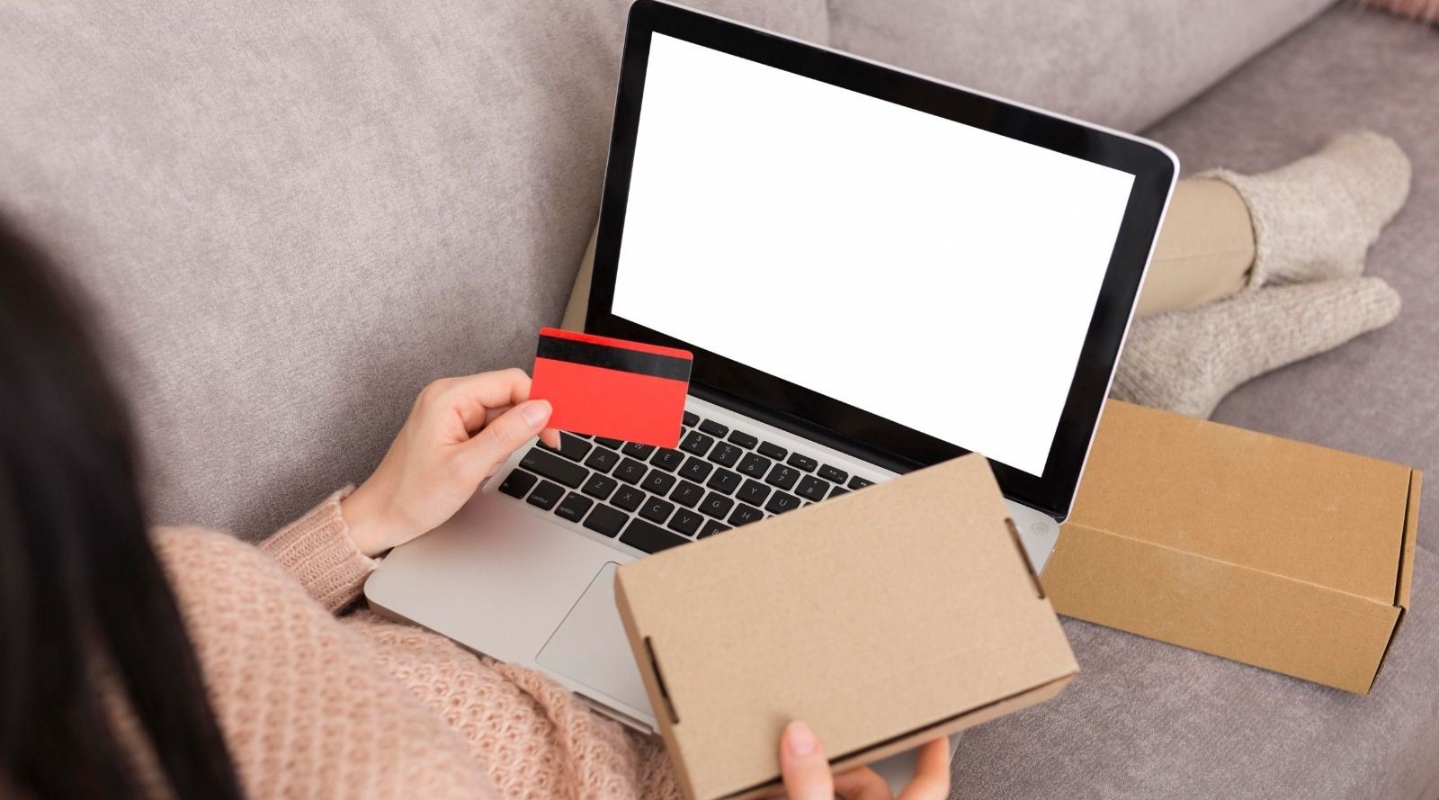 Imagem da noticia "Estamos sendo vítimas de uma guerra comercial", diz especialista sobre taxação das compras internacionais