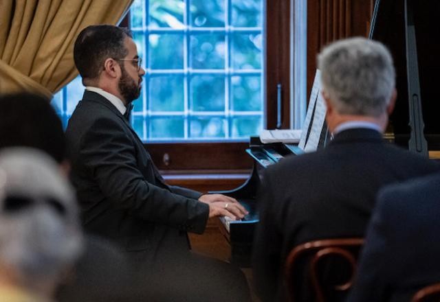 Imagem da noticia D Pedro I foi compositor de peças musicais para piano